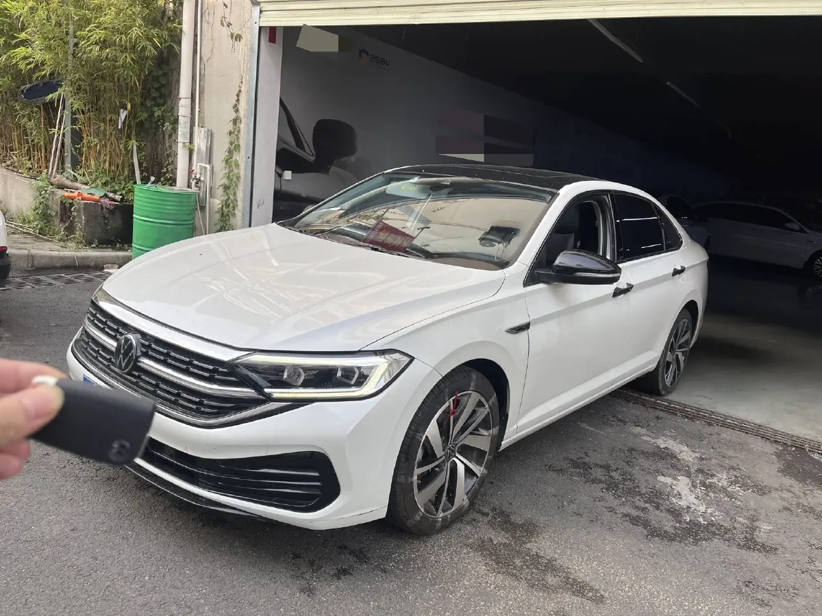 2023 Volkswagen Sagitar 1.5T 160HP L4 7DCT,autocango,china used car exporter,china ev exporter,chinese used car exporter,chinese used ev exporter
