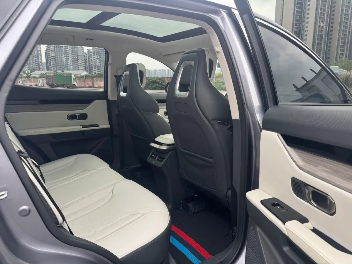 2022 Jetour DASHING 1.6T 197HP L4 7DCT,autocango,china used car exporter,china ev exporter,chinese used car exporter,chinese used ev exporter