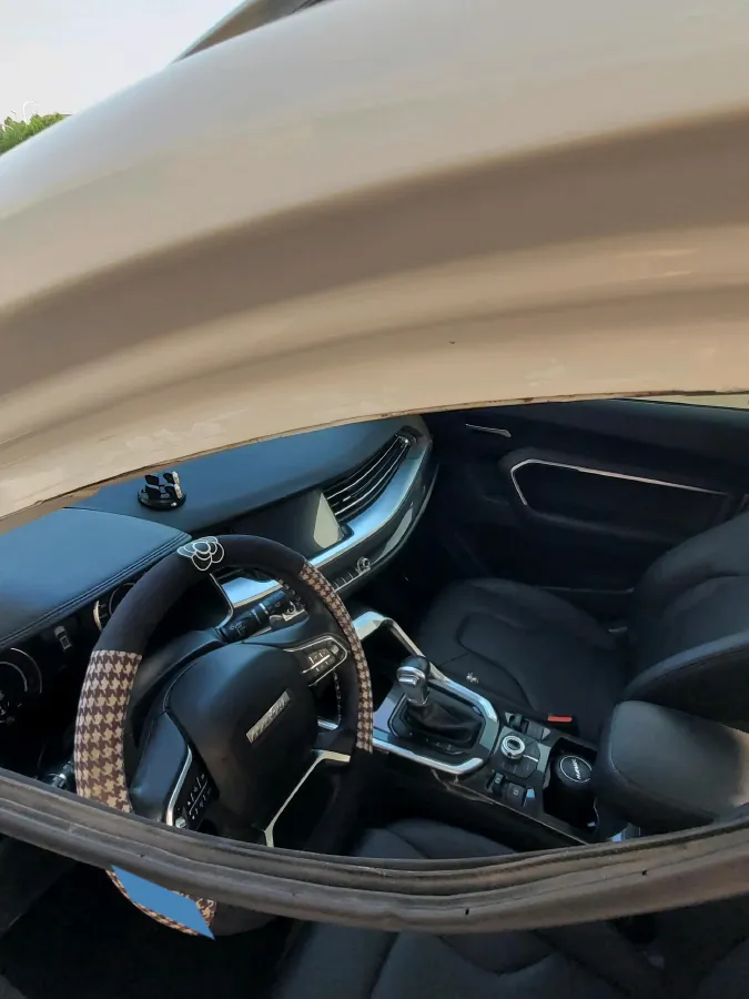 2017 Haval H6 1.5T 169HP L4 7DCT,autocango,china used car exporter,china ev exporter,chinese used car exporter,chinese used ev exporter