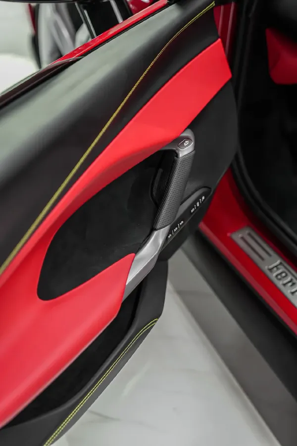 2022 Ferrari 296 3.0T 663HP V6 8DCT PHEV 7.45KWH,autocango,china used car exporter,china ev exporter,chinese used car exporter,chinese used ev exporter