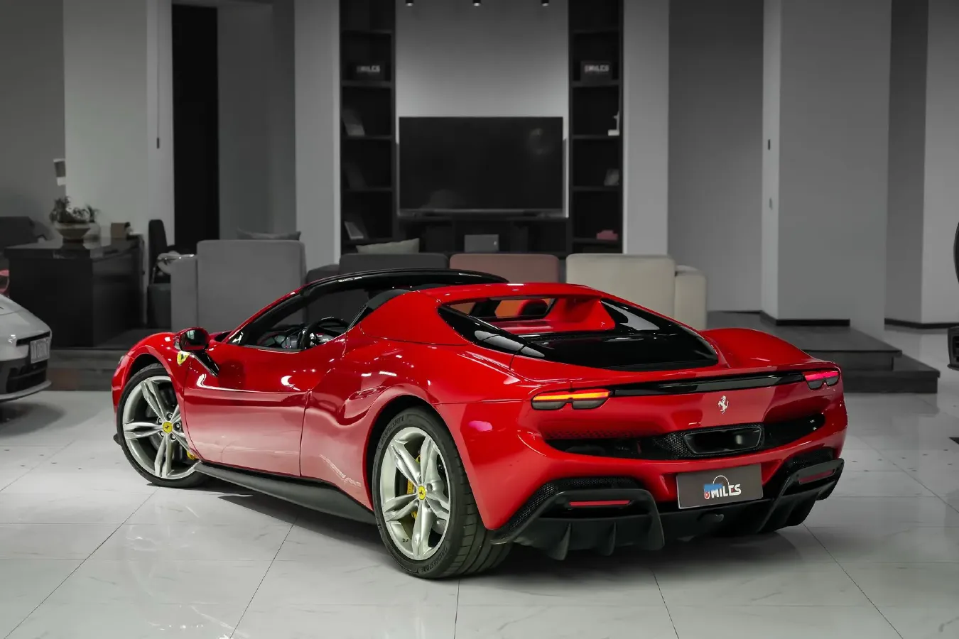 2022 Ferrari 296 3.0T 663HP V6 8DCT PHEV 7.45KWH,autocango,china used car exporter,china ev exporter,chinese used car exporter,chinese used ev exporter