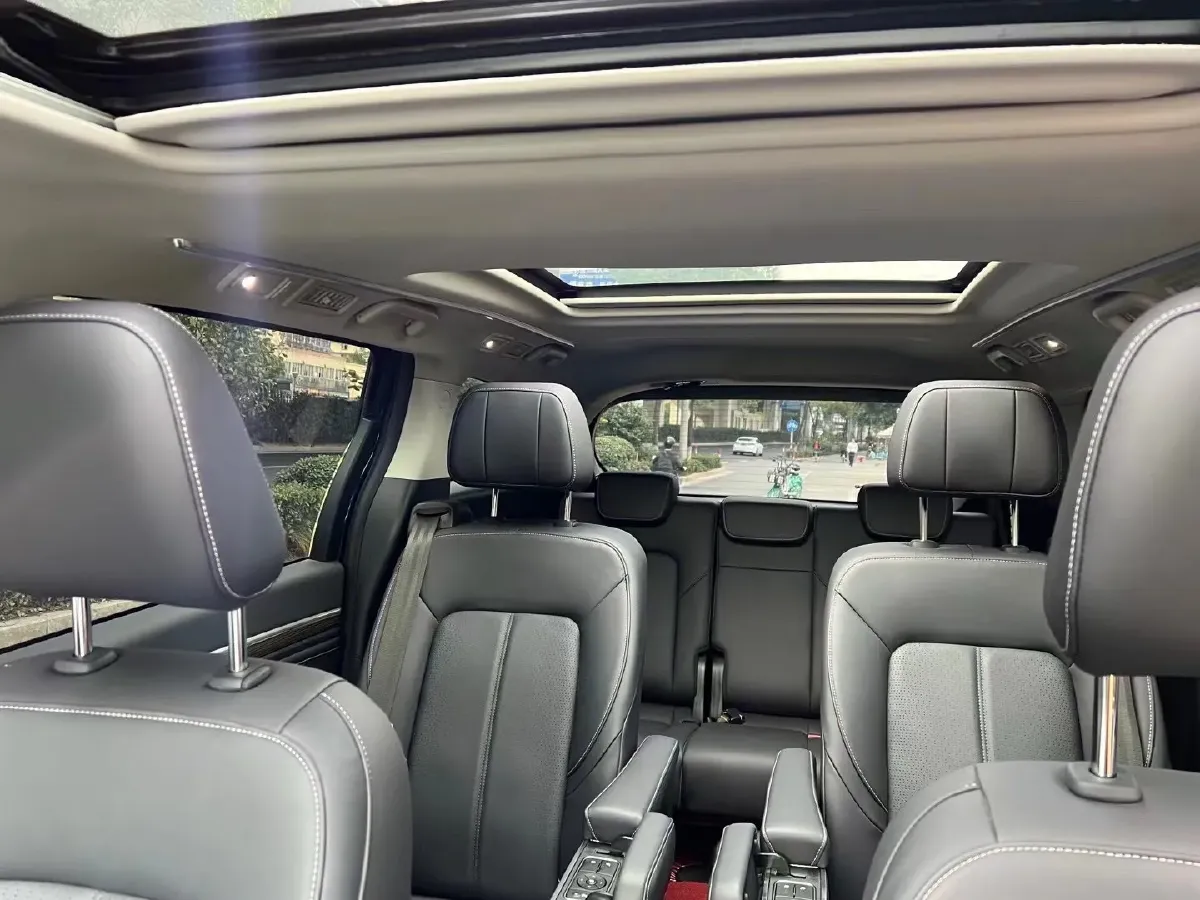 2021 GAC Trumpchi M8 2.0T 252HP L4 8AT,autocango,china used car exporter,china ev exporter,chinese used car exporter,chinese used ev exporter