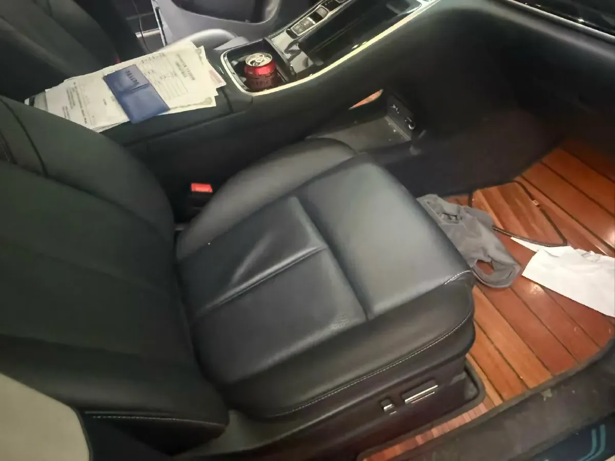 2021 GAC Trumpchi M8 2.0T 252HP L4 8AT,autocango,china used car exporter,china ev exporter,chinese used car exporter,chinese used ev exporter