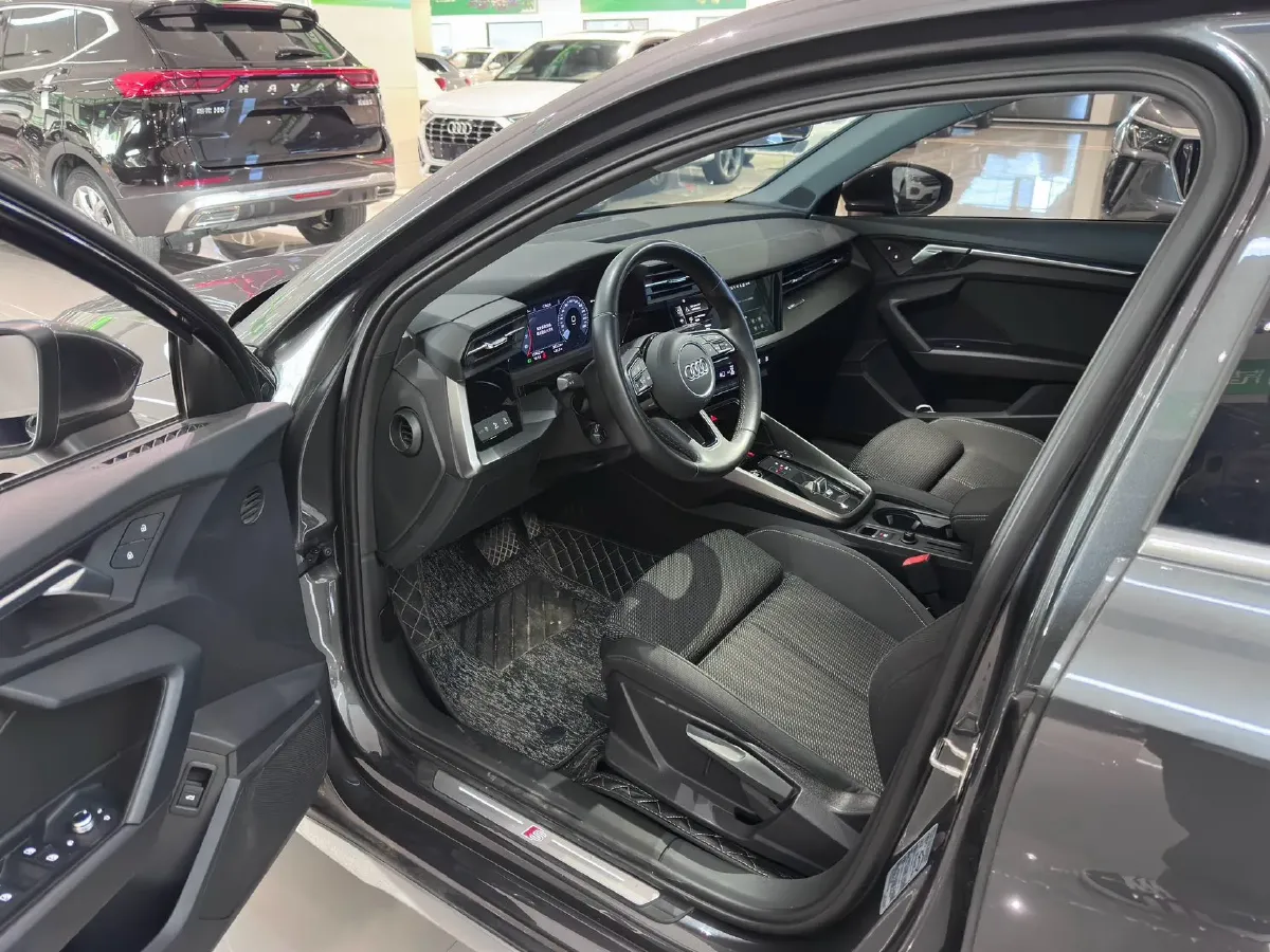 2023 Audi A3 1.4T 150HP L4 7DCT,autocango,china used car exporter,china ev exporter,chinese used car exporter,chinese used ev exporter