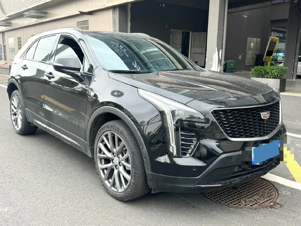 2023 Cadillac XT4 2.0T 237HP L4 9AT,autocango,china used car exporter,china ev exporter,chinese used car exporter,chinese used ev exporter