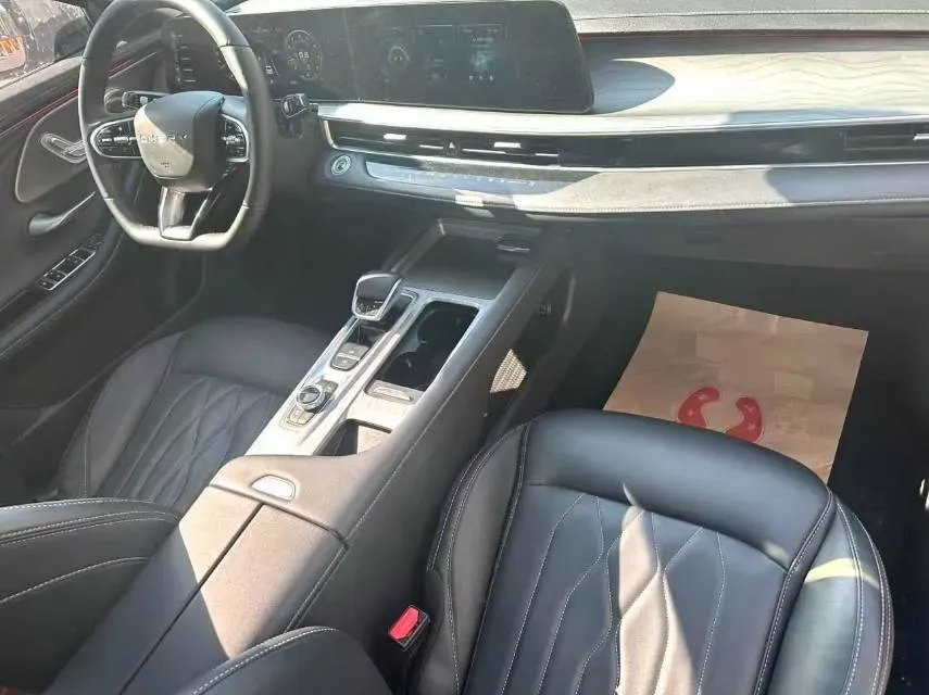 2022 Chery Arrizo 8 1.6T 197HP L4 7DCT,autocango,china used car exporter,china ev exporter,chinese used car exporter,chinese used ev exporter