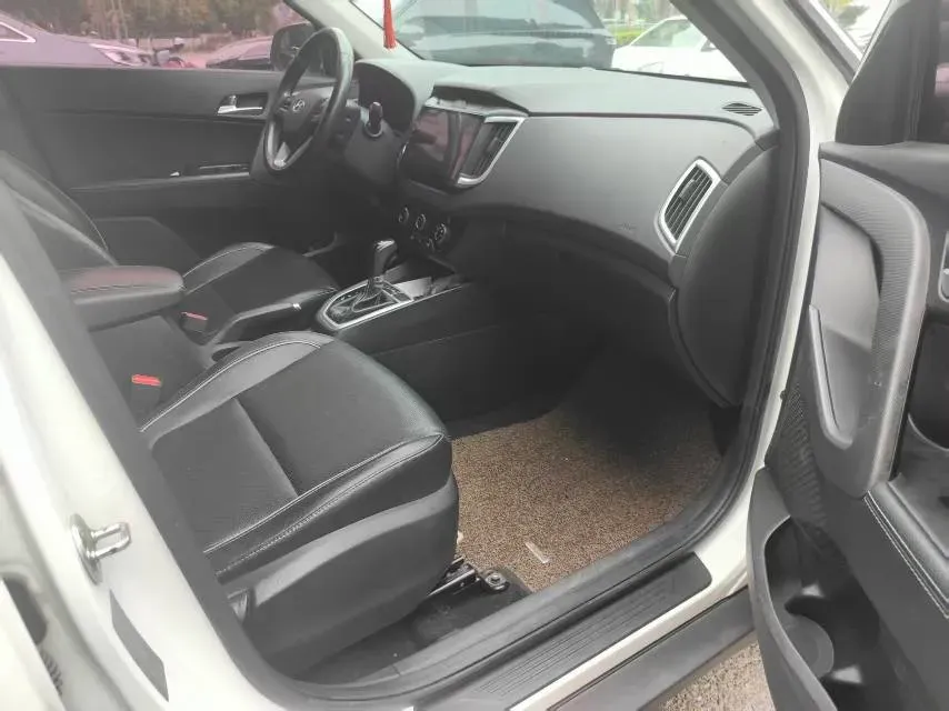 2017 Hyundai ix25 1.6L 125HP L4 6AT,autocango,china used car exporter,china ev exporter,chinese used car exporter,chinese used ev exporter