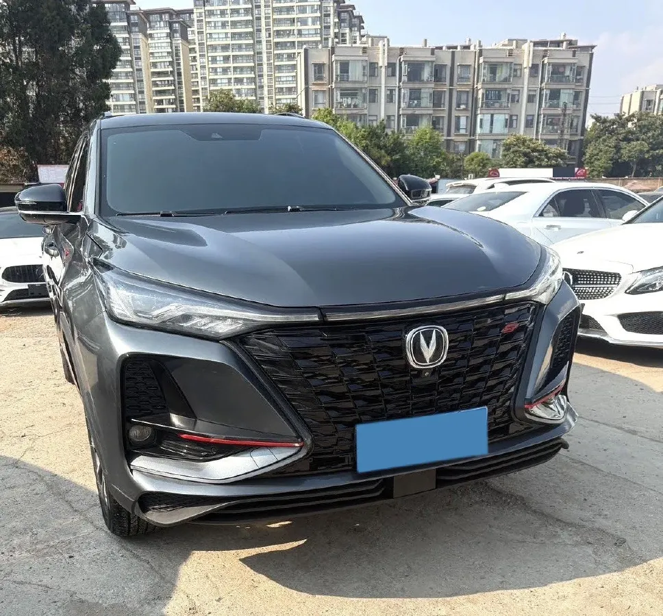2021 ChangAn CS75 Plus 2.0T 233HP L4 8AT,autocango,china used car exporter,china ev exporter,chinese used car exporter,chinese used ev exporter