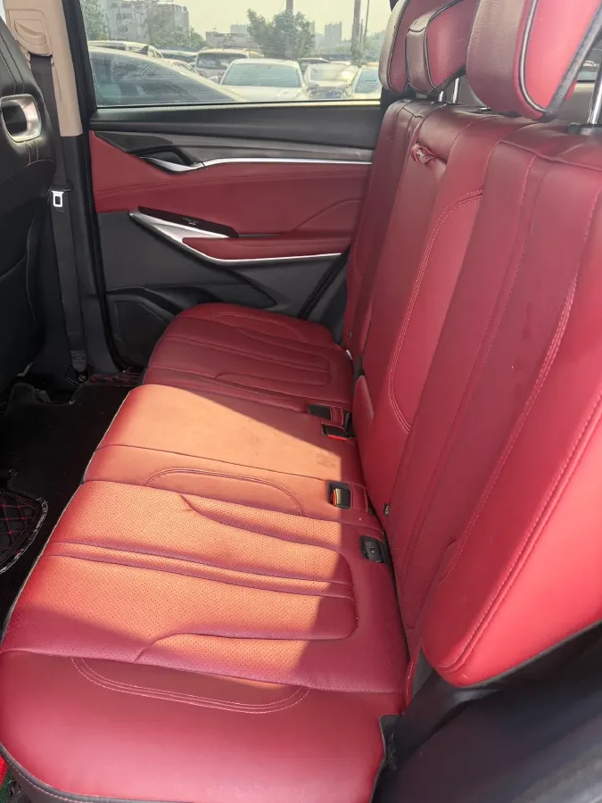 2021 ChangAn CS75 Plus 2.0T 233HP L4 8AT,autocango,china used car exporter,china ev exporter,chinese used car exporter,chinese used ev exporter