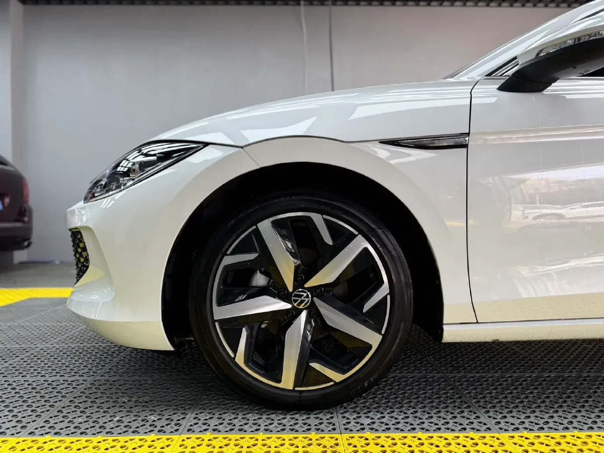 2023 Volkswagen Lamando 1.4T 150HP L4 7DCT,autocango,china used car exporter,china ev exporter,chinese used car exporter,chinese used ev exporter