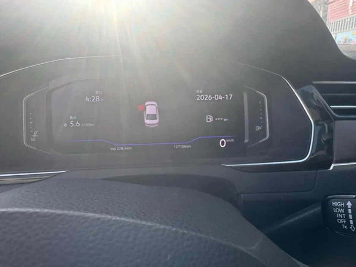 2020 Volkswagen Magotan 2.0T 186HP L4 7DCT,autocango,china used car exporter,china ev exporter,chinese used car exporter,chinese used ev exporter