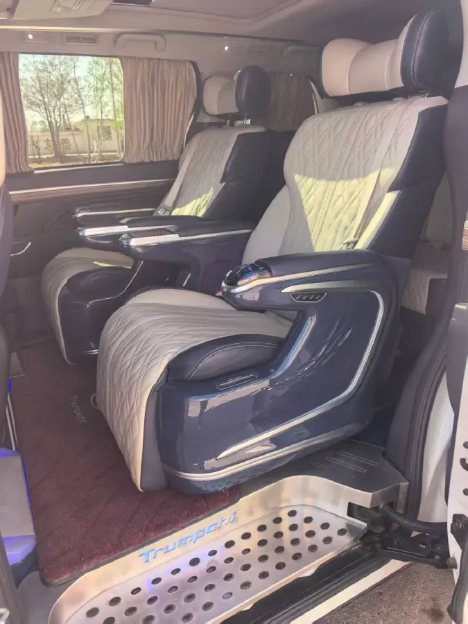 2021 GAC Trumpchi M8 2.0T 252HP L4 8AT,autocango,china used car exporter,china ev exporter,chinese used car exporter,chinese used ev exporter