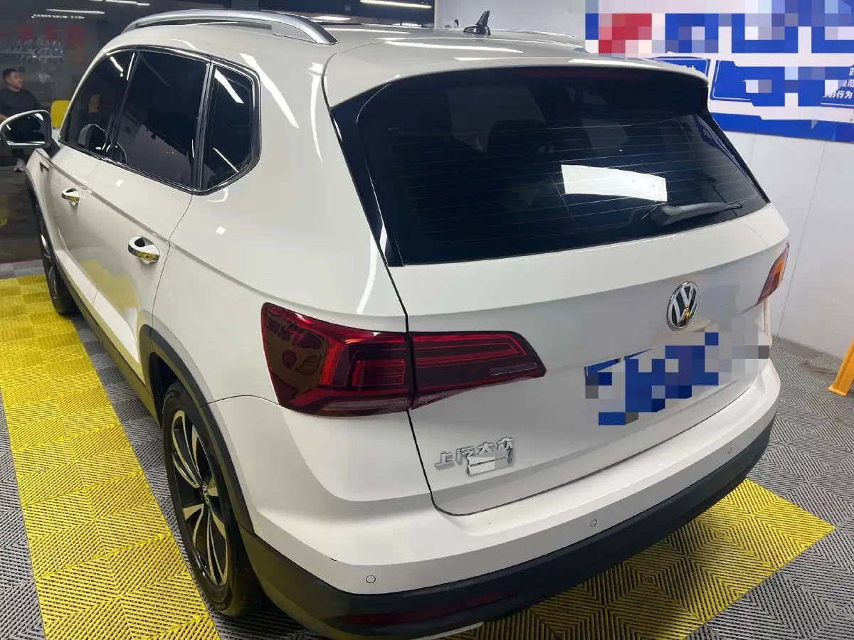 2019 MINI MINI 1.5T 102HP L3 7DCT,autocango,china used car exporter,china ev exporter,chinese used car exporter,chinese used ev exporter