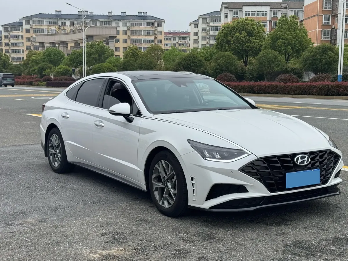 2020 Hyundai Sonata 1.5T 170HP L4 7DCT,autocango,china used car exporter,china ev exporter,chinese used car exporter,chinese used ev exporter