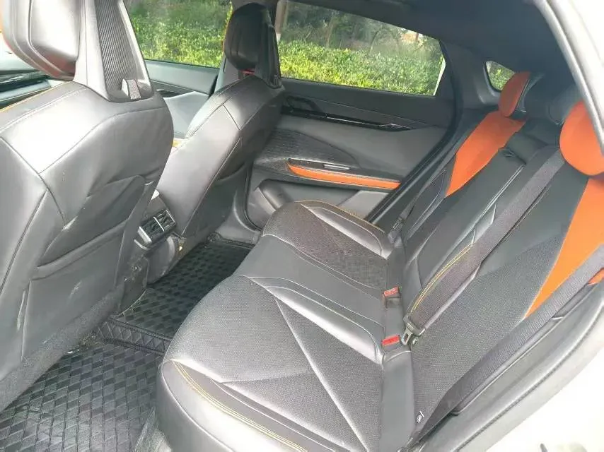 2023 ChangAn UNI-V iDD 1.5T 170HP L4 6TCT PHEV 18.4KWH,autocango,china used car exporter,china ev exporter,chinese used car exporter,chinese used ev exporter