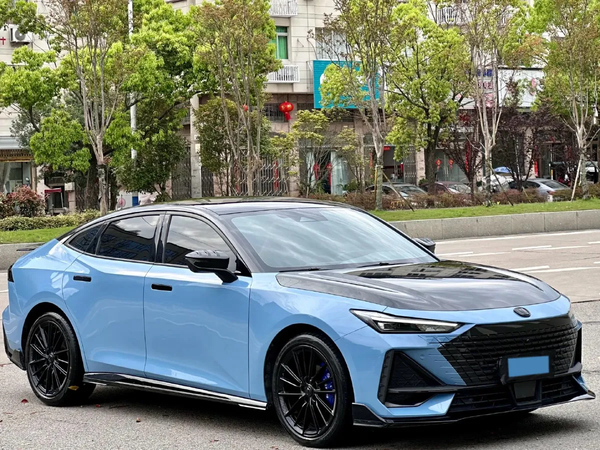 2023 ChangAn UNI-V 1.5T 188HP L4 7DCT,autocango,china used car exporter,china ev exporter,chinese used car exporter,chinese used ev exporter