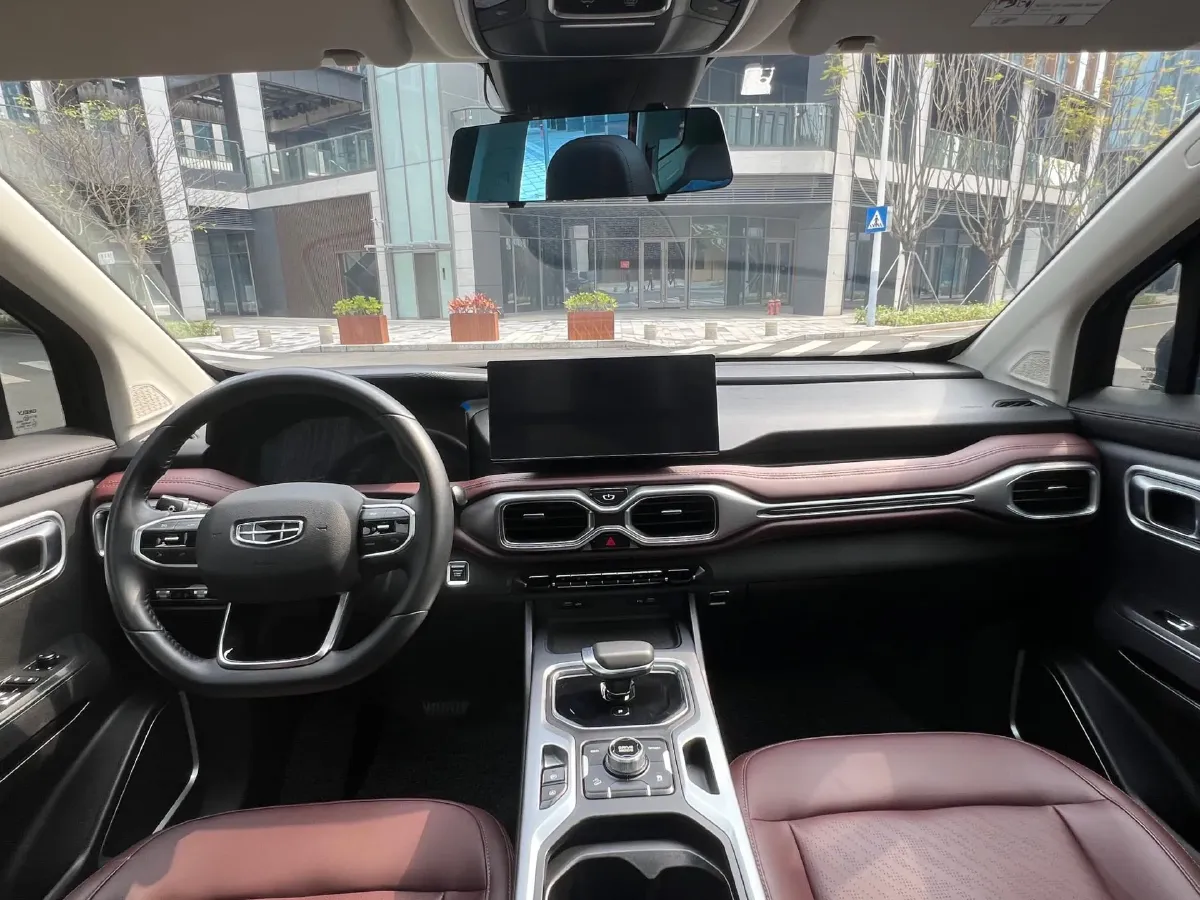 2022 Geely Okavango 1.8T 184HP L4 7DCT,autocango,china used car exporter,china ev exporter,chinese used car exporter,chinese used ev exporter