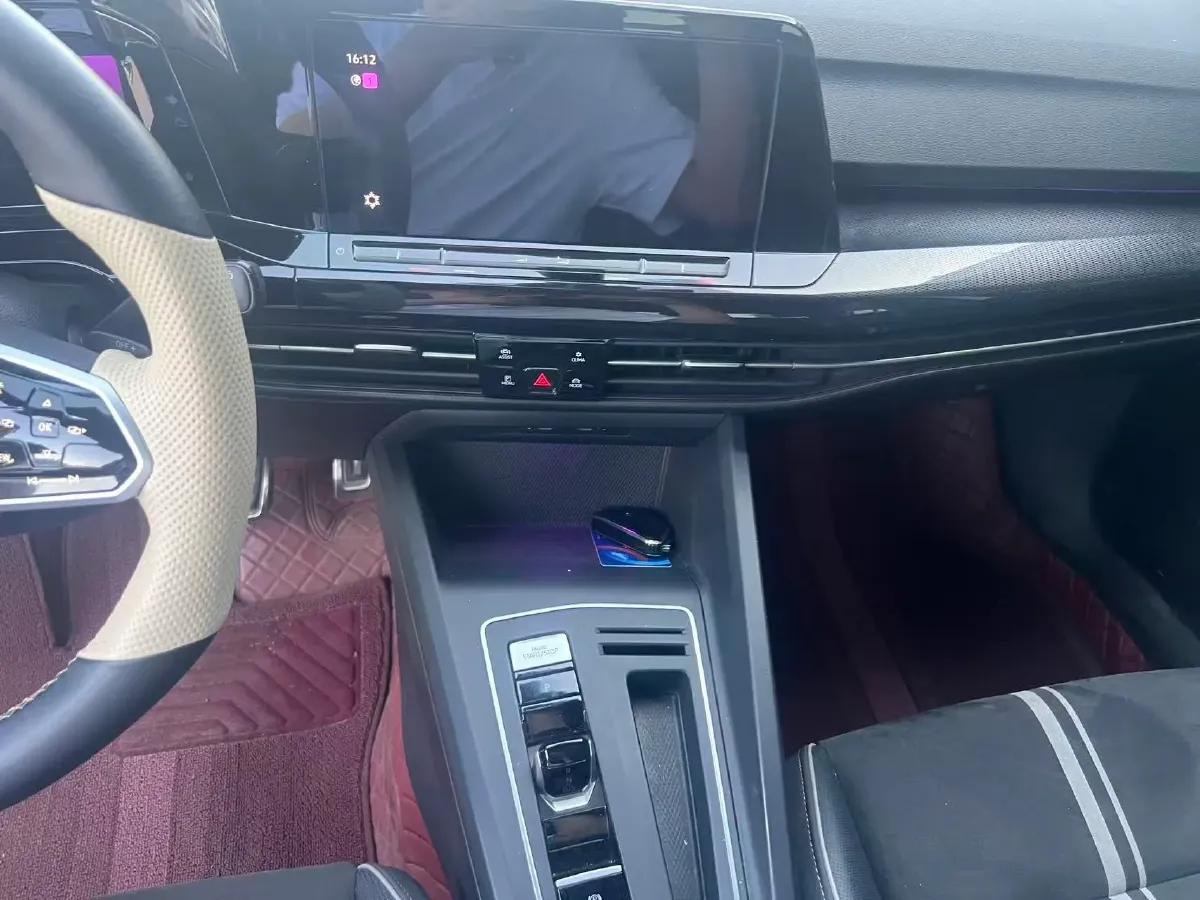 2023 Volkswagen Golf 1.4T 150HP L4 7DCT,autocango,china used car exporter,china ev exporter,chinese used car exporter,chinese used ev exporter