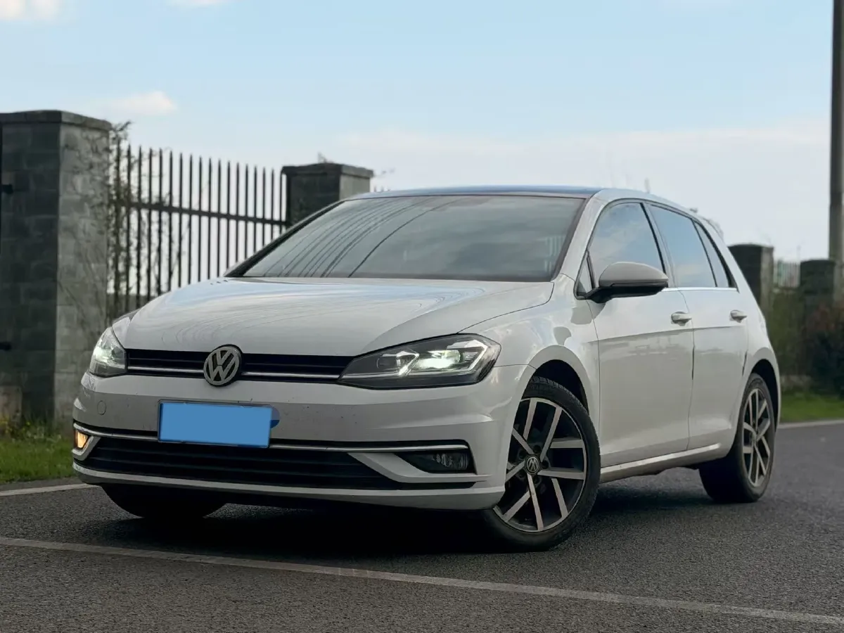 2020 Volkswagen Golf 1.4T 150HP L4 7DCT,autocango,china used car exporter,china ev exporter,chinese used car exporter,chinese used ev exporter