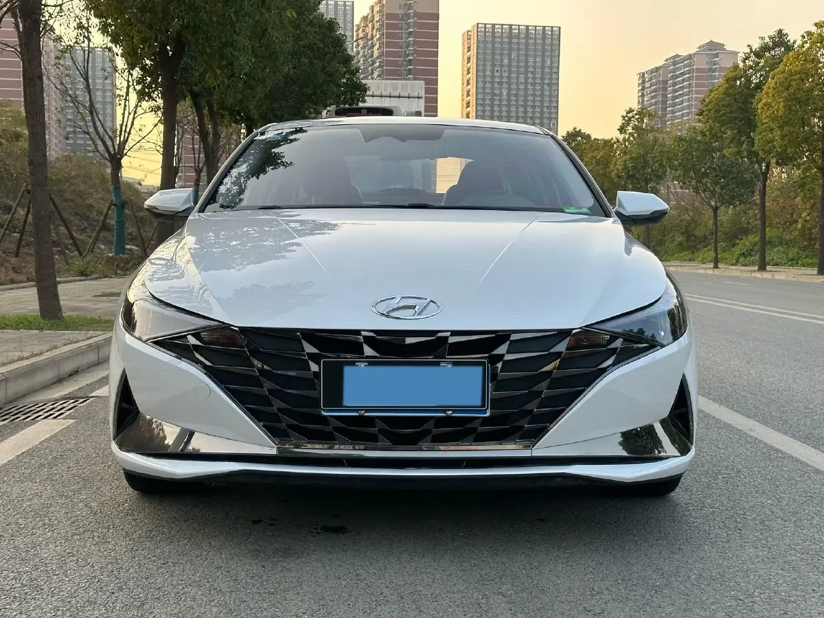 2022 Hyundai Elantra 1.5L 115HP L4 CVT,autocango,china used car exporter,china ev exporter,chinese used car exporter,chinese used ev exporter