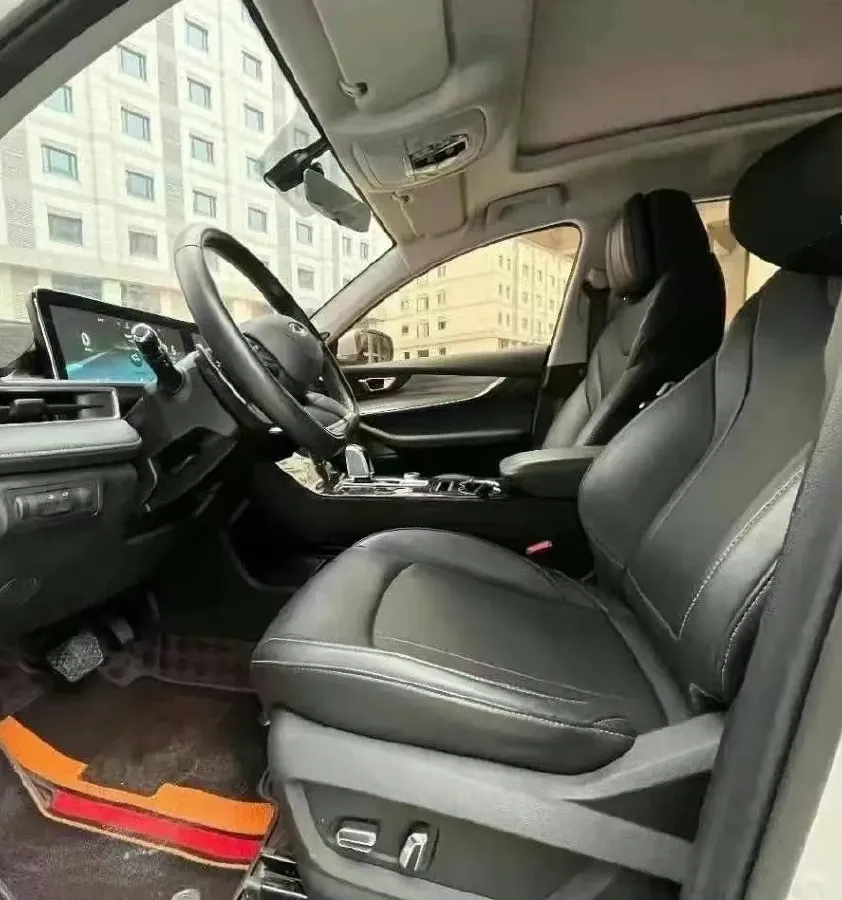 2024 Chery Tiggo 8 Plus 1.6T 197HP L4 7DCT,autocango,china used car exporter,china ev exporter,chinese used car exporter,chinese used ev exporter