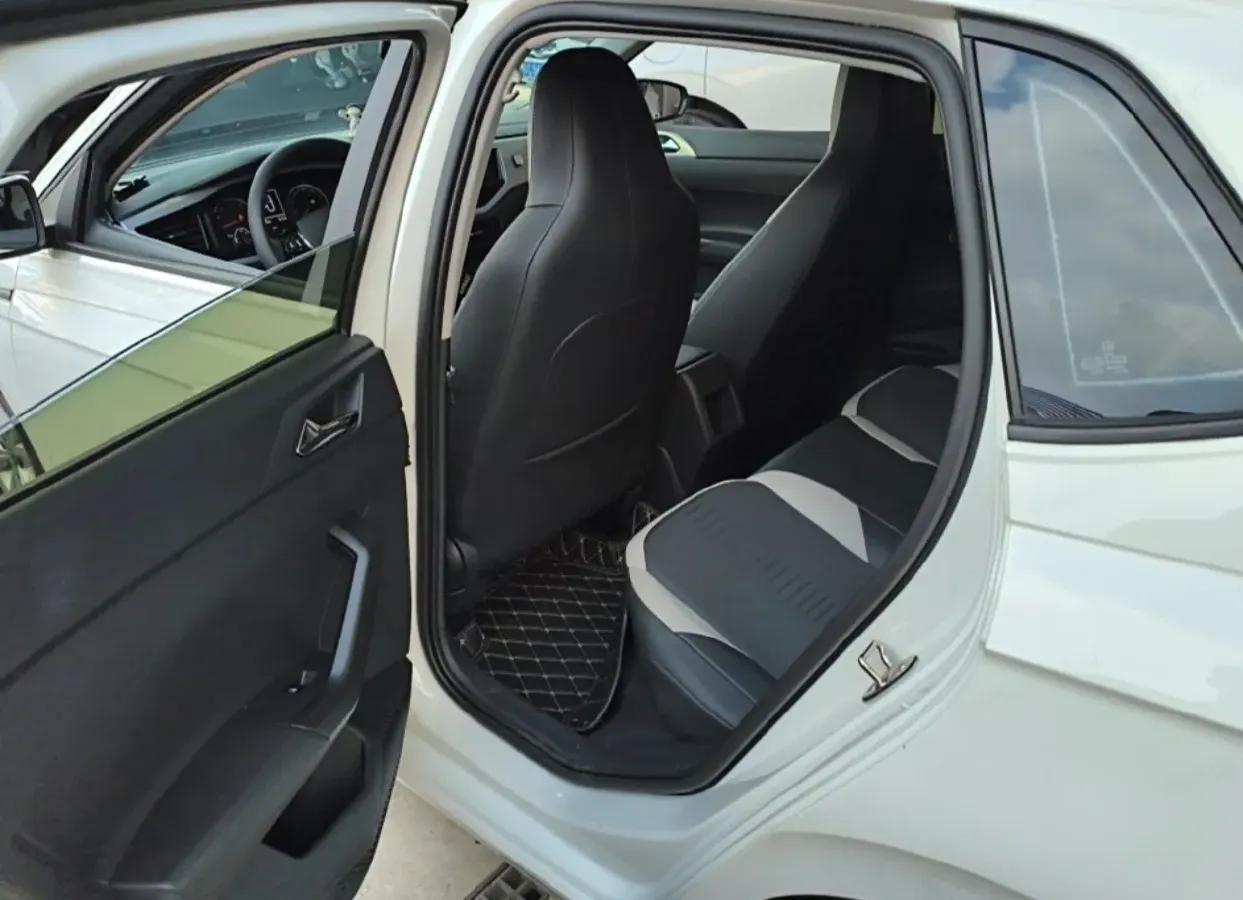 2021 Haval H6 1.5T 169HP L4 7DCT,autocango,china used car exporter,china ev exporter,chinese used car exporter,chinese used ev exporter