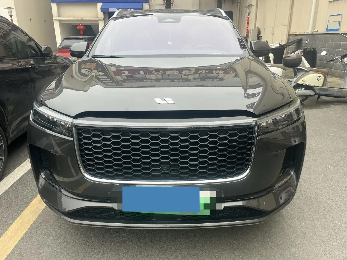2021 Li ONE Range Extended 131HP REEV 40.5KWH,autocango,china used car exporter,china ev exporter,chinese used car exporter,chinese used ev exporter