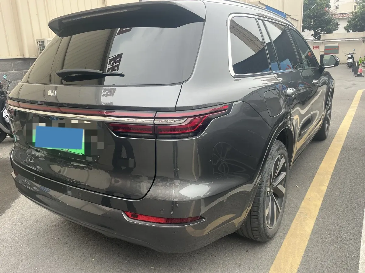 2021 Li ONE Range Extended 131HP REEV 40.5KWH,autocango,china used car exporter,china ev exporter,chinese used car exporter,chinese used ev exporter