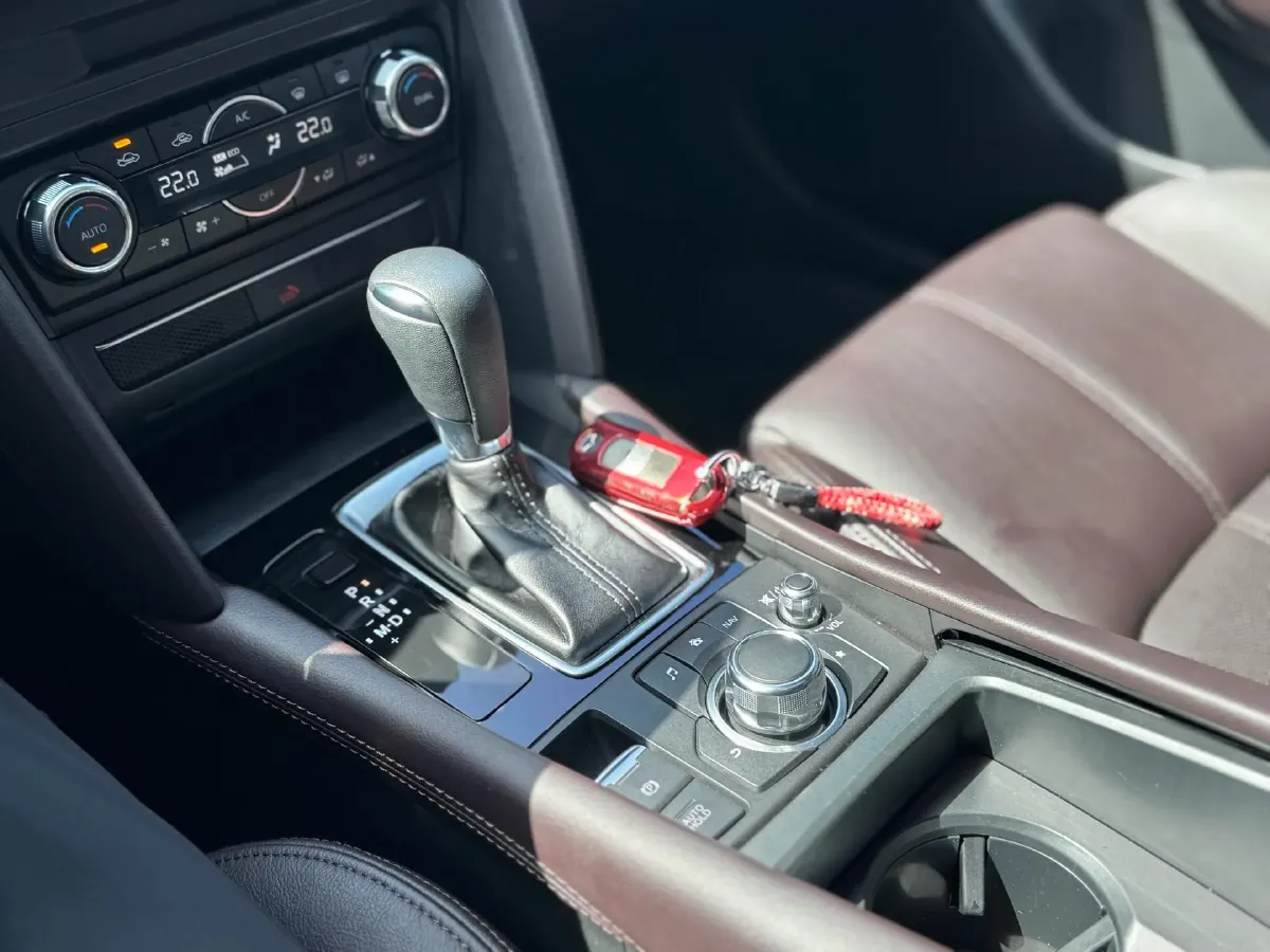 2021 Mazda CX-4 2.0L 158HP L4 6AT,autocango,china used car exporter,china ev exporter,chinese used car exporter,chinese used ev exporter