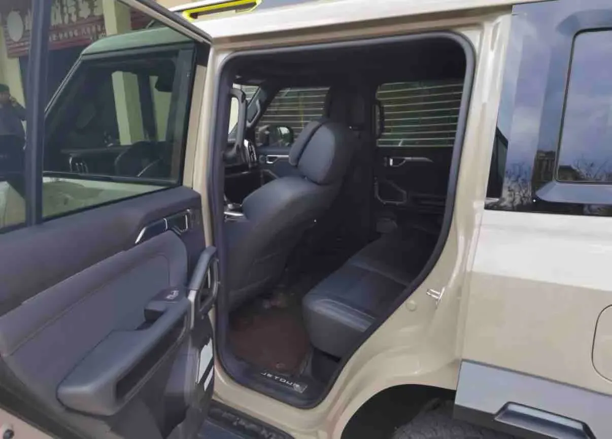 2023 Jetour Traveller 2.0T 254HP L4 7DCT,autocango,china used car exporter,china ev exporter,chinese used car exporter,chinese used ev exporter