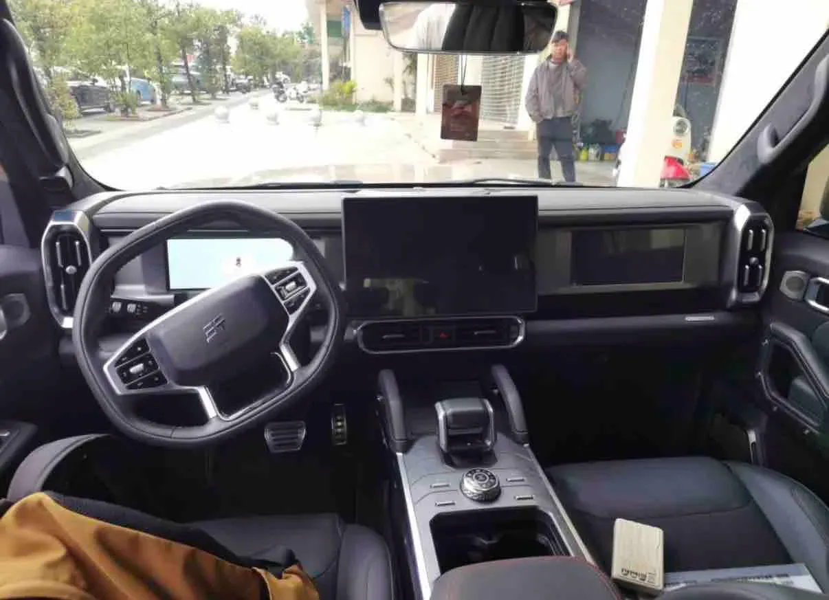 2023 Jetour Traveller 2.0T 254HP L4 7DCT,autocango,china used car exporter,china ev exporter,chinese used car exporter,chinese used ev exporter