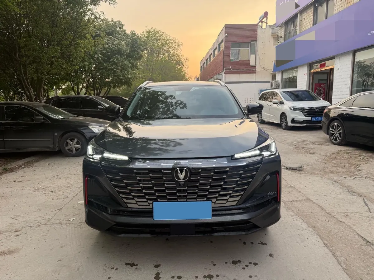 2022 ChangAn CS55 Plus 1.5T 188HP L4 7DCT,autocango,china used car exporter,china ev exporter,chinese used car exporter,chinese used ev exporter