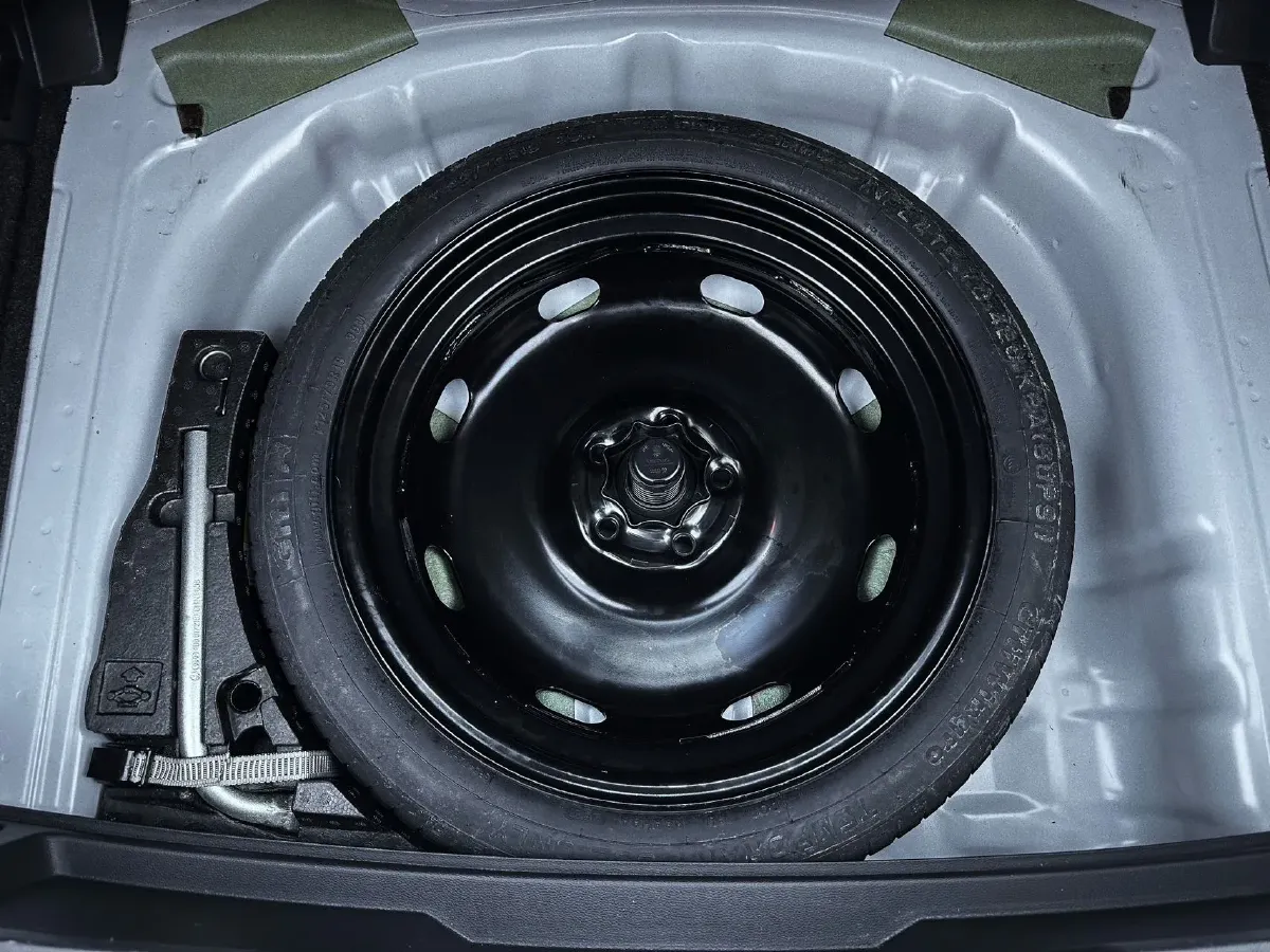 2021 Volkswagen T-Roc 1.4T 150HP L4 7DCT,autocango,china used car exporter,china ev exporter,chinese used car exporter,chinese used ev exporter