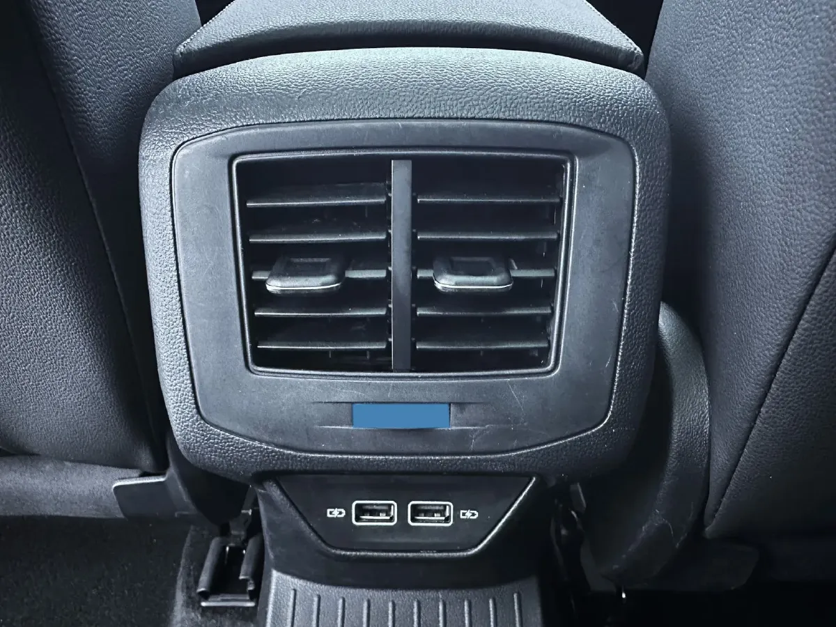 2021 Volkswagen T-Roc 1.4T 150HP L4 7DCT,autocango,china used car exporter,china ev exporter,chinese used car exporter,chinese used ev exporter