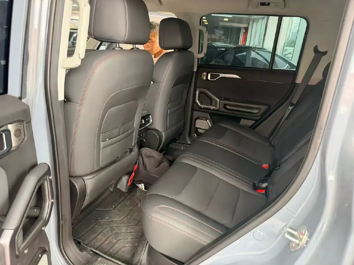 2023 Jetour Traveller 2.0T 254HP L4 8AT,autocango,china used car exporter,china ev exporter,chinese used car exporter,chinese used ev exporter