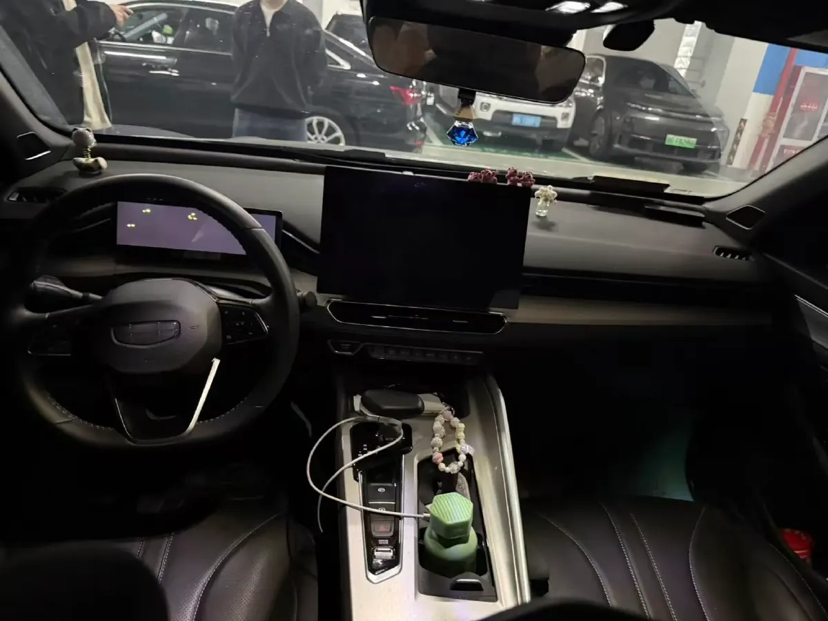 2025 Geely Preface 1.5T 181HP L4 7DCT,autocango,china used car exporter,china ev exporter,chinese used car exporter,chinese used ev exporter