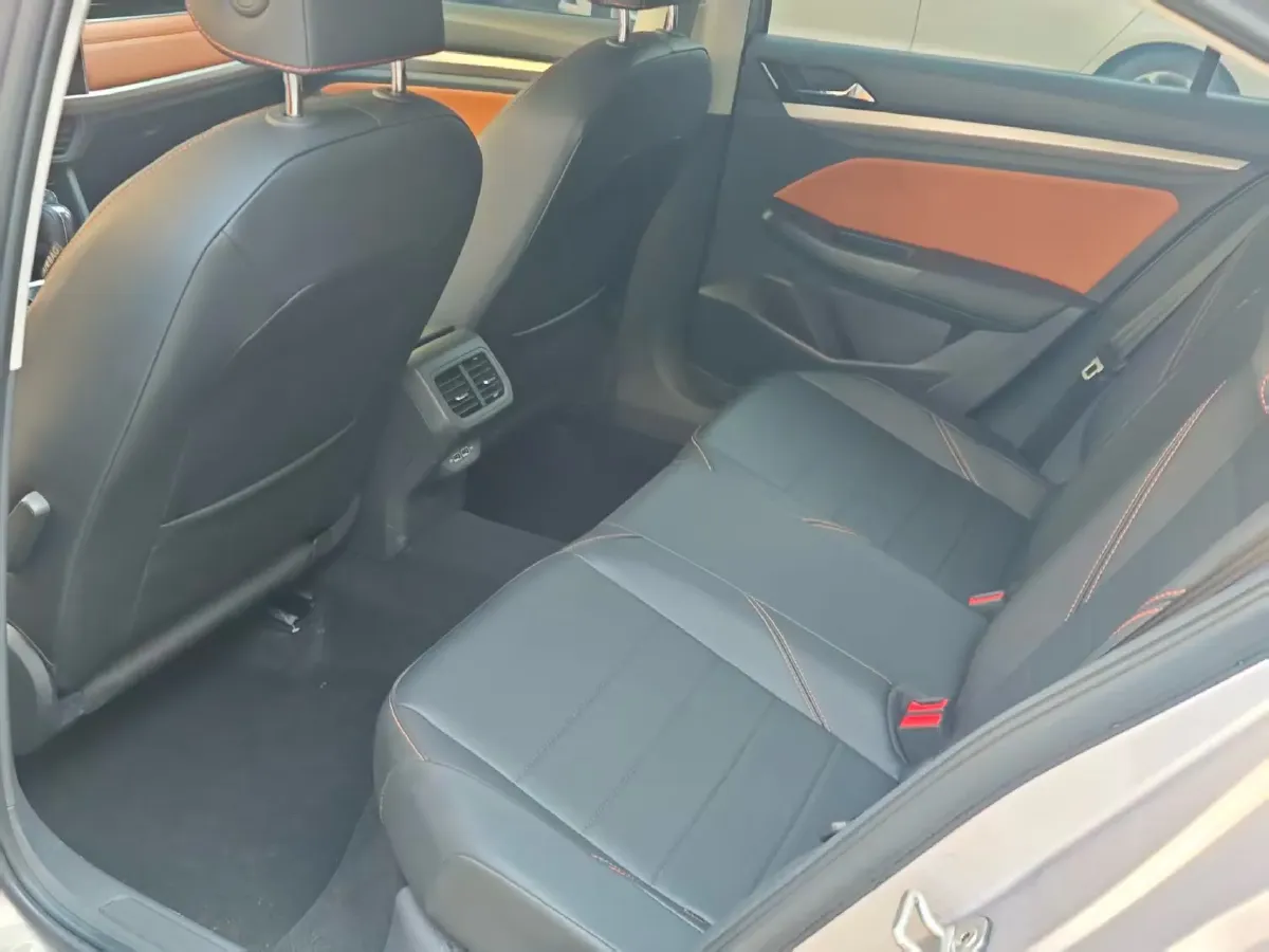 2023 Volkswagen Bora 1.2T 116HP L4 7DCT,autocango,china used car exporter,china ev exporter,chinese used car exporter,chinese used ev exporter