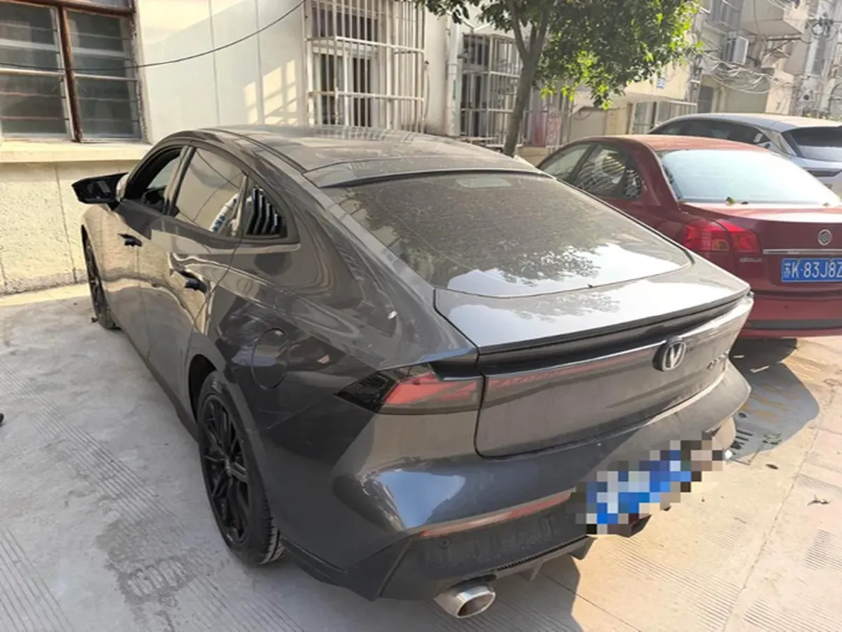 2023 ChangAn UNI-V 1.5T 188HP L4 7DCT,autocango,china used car exporter,china ev exporter,chinese used car exporter,chinese used ev exporter