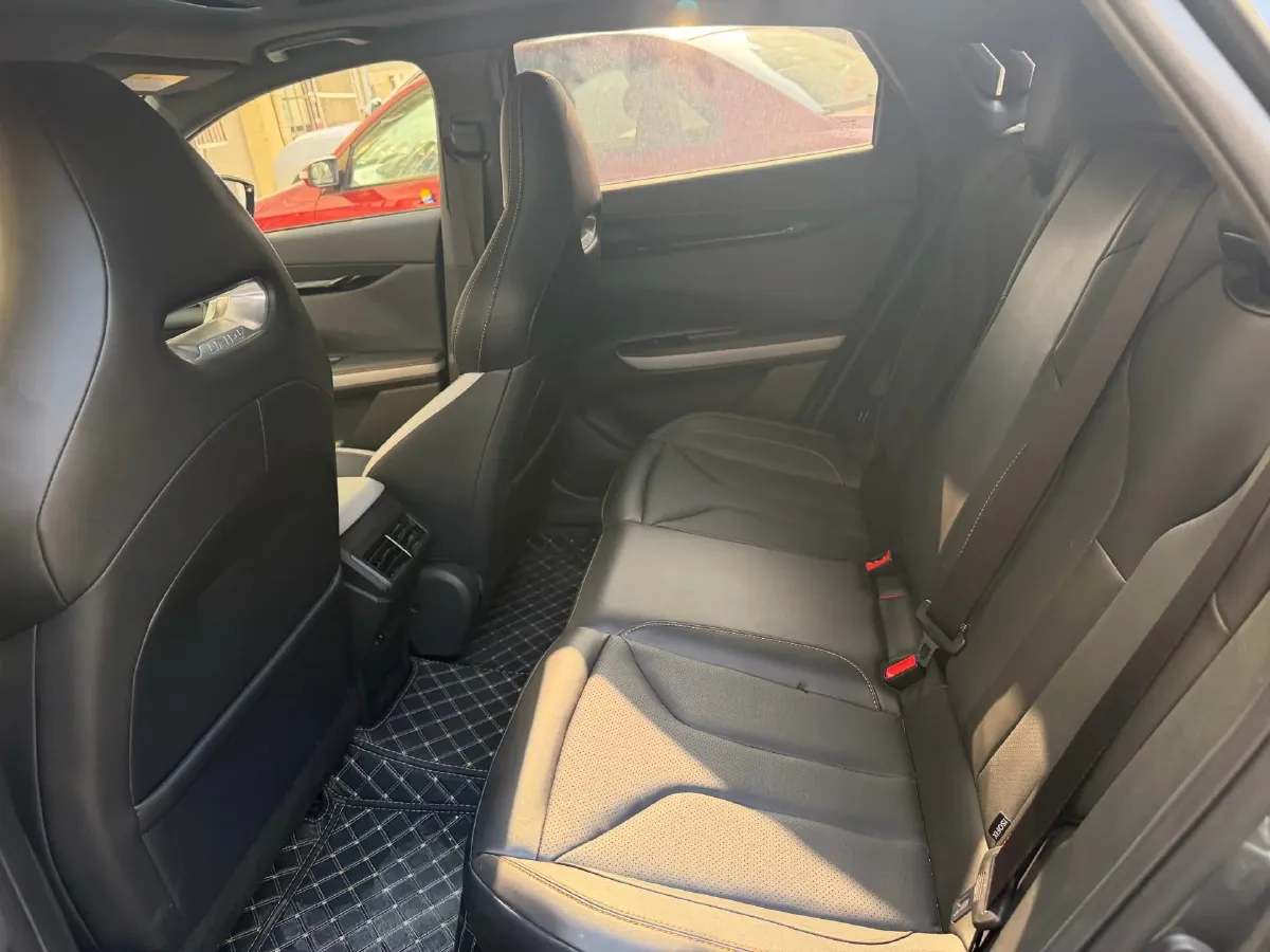 2023 ChangAn UNI-V 1.5T 188HP L4 7DCT,autocango,china used car exporter,china ev exporter,chinese used car exporter,chinese used ev exporter