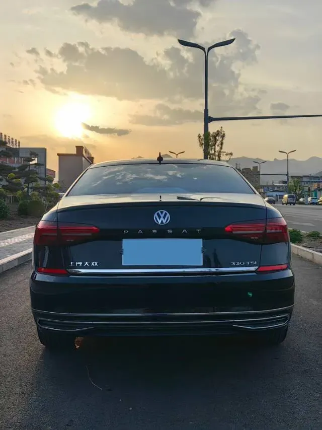 2019 Volvo V40 1.5T 152HP L4 6AT,autocango,china used car exporter,china ev exporter,chinese used car exporter,chinese used ev exporter