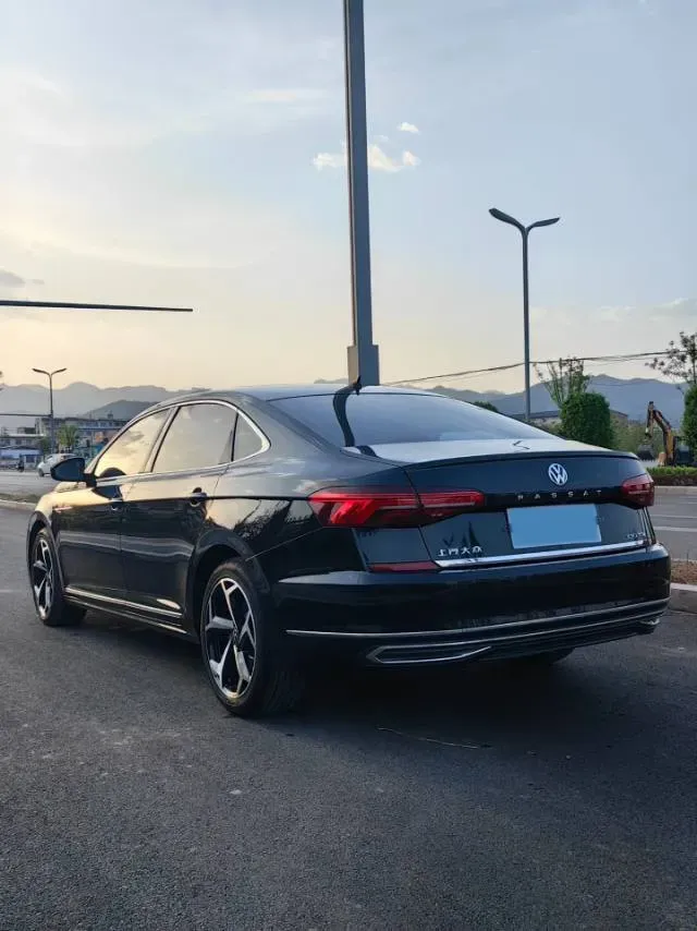 2019 Volvo V40 1.5T 152HP L4 6AT,autocango,china used car exporter,china ev exporter,chinese used car exporter,chinese used ev exporter