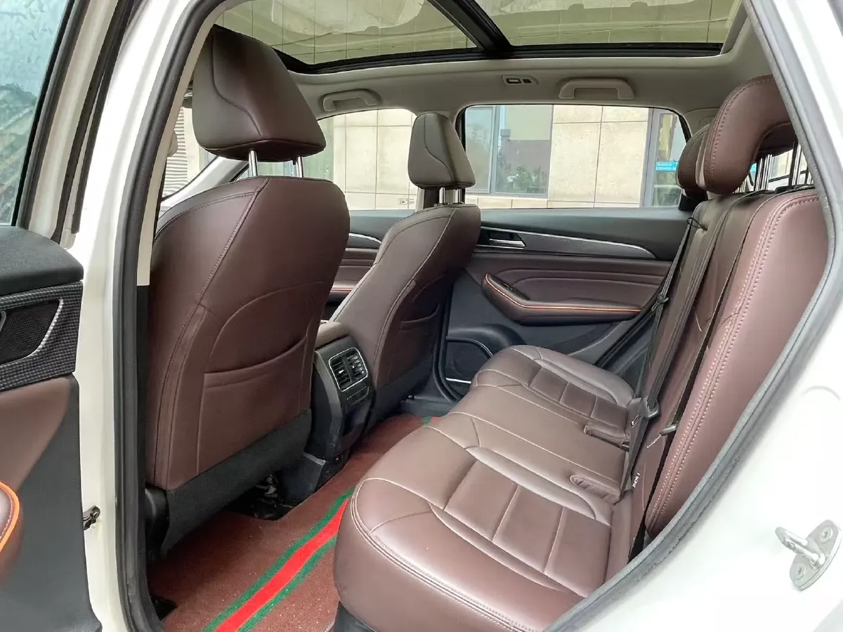 2020 ChangAn CS75 Plus 2.0T 233HP L4 8AT,autocango,china used car exporter,china ev exporter,chinese used car exporter,chinese used ev exporter