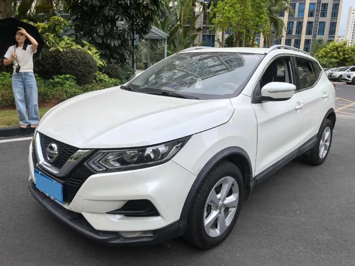 2017 Nissan Qashqai 2.0L 150HP L4 CVT,autocango,china used car exporter,china ev exporter,chinese used car exporter,chinese used ev exporter