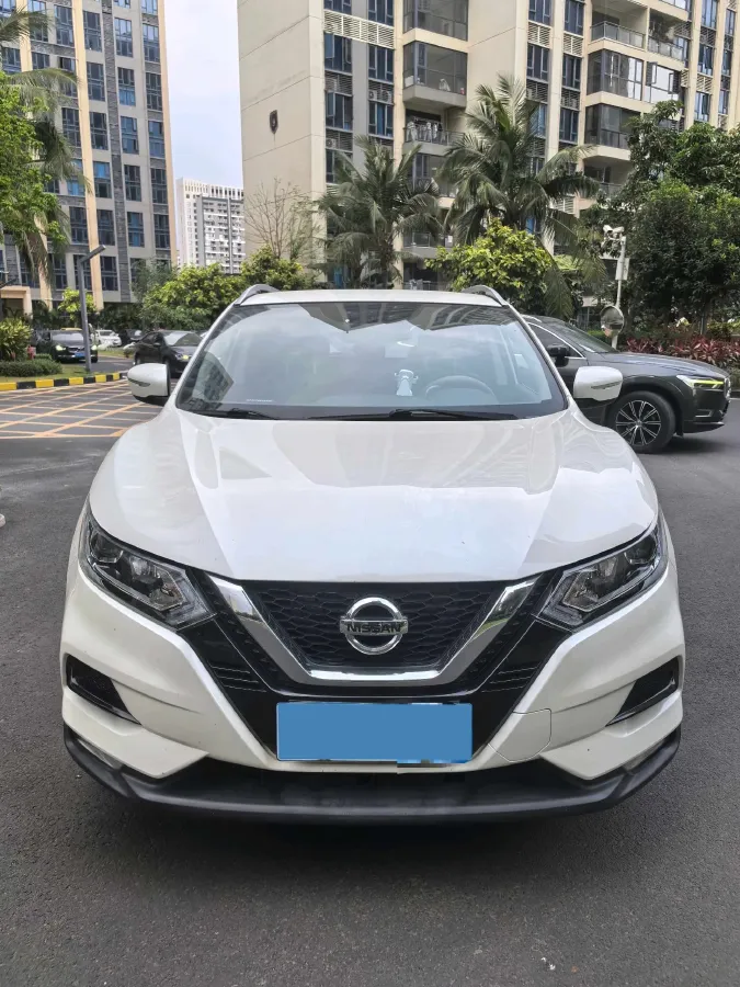 2017 Nissan Qashqai 2.0L 150HP L4 CVT,autocango,china used car exporter,china ev exporter,chinese used car exporter,chinese used ev exporter
