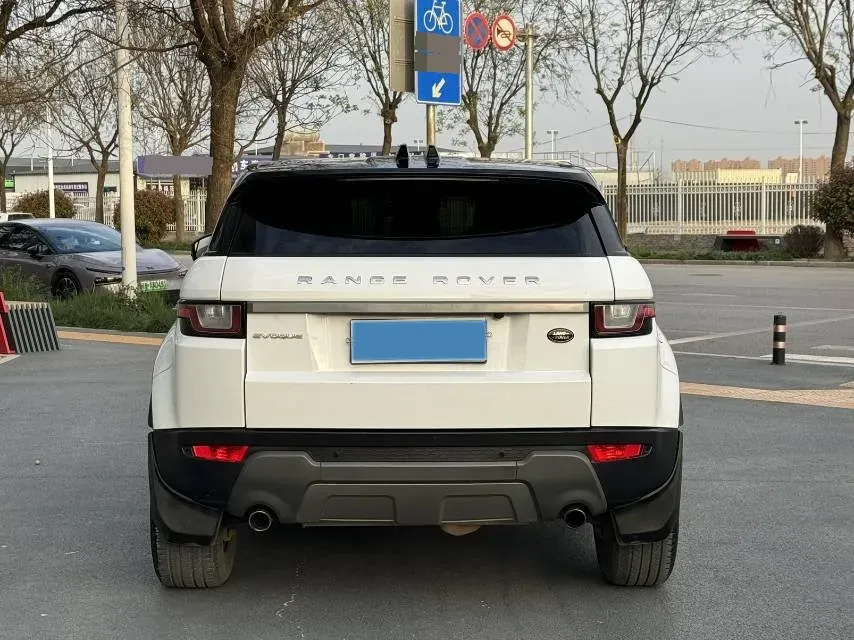 2017 Land Rover Range Rover Evoque 2.0T 241HP L4 9AT,autocango,china used car exporter,china ev exporter,chinese used car exporter,chinese used ev exporter