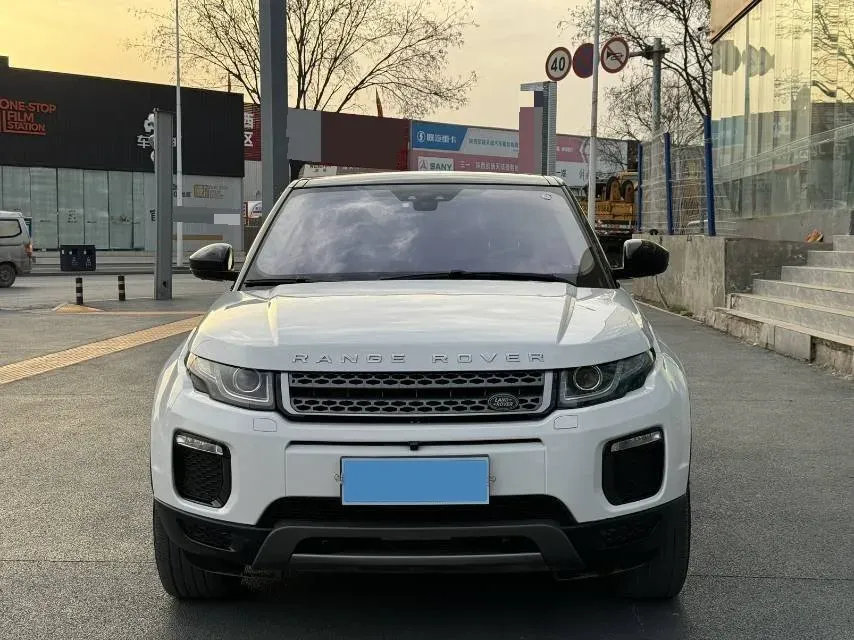 2017 Land Rover Range Rover Evoque 2.0T 241HP L4 9AT,autocango,china used car exporter,china ev exporter,chinese used car exporter,chinese used ev exporter