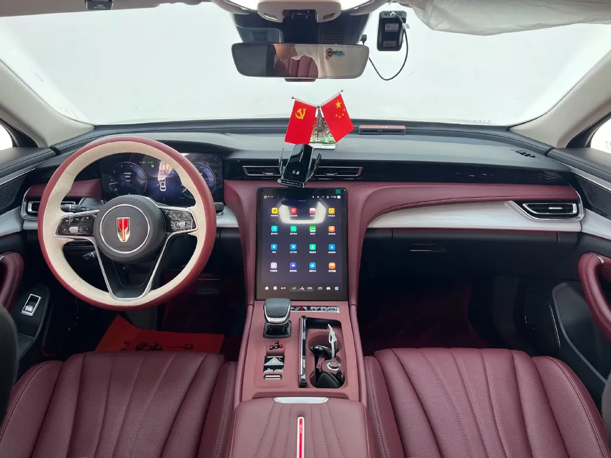 2025 HongQi H5 1.5T 169HP L4 1DHT Hybrid,autocango,china used car exporter,china ev exporter,chinese used car exporter,chinese used ev exporter