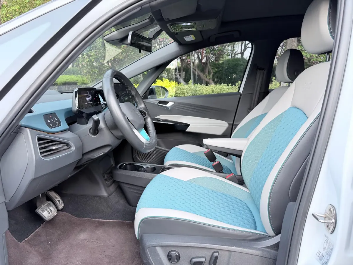 2023 Volkswagen Passat 1.4T 150HP L4 7DCT,autocango,china used car exporter,china ev exporter,chinese used car exporter,chinese used ev exporter