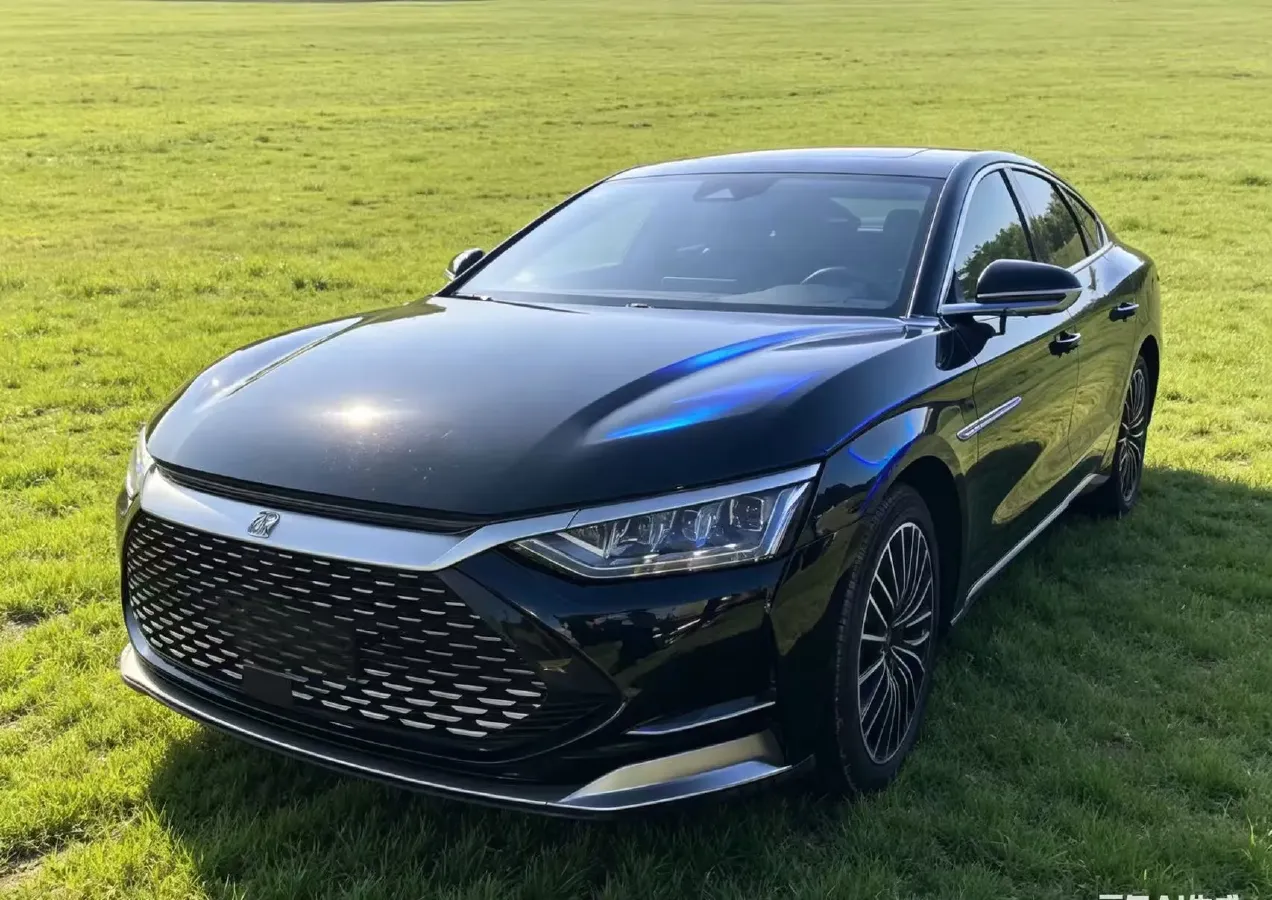 2020 WEY VV7 2.0T 227HP L4 7DCT PHEV,autocango,china used car exporter,china ev exporter,chinese used car exporter,chinese used ev exporter