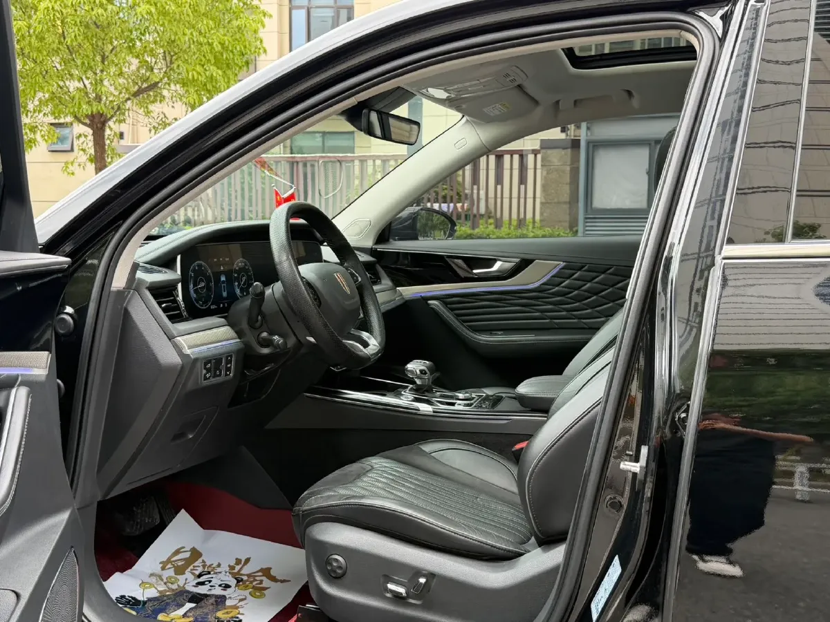 2022 HongQi HS5 2.0T 224HP L4 6AT,autocango,china used car exporter,china ev exporter,chinese used car exporter,chinese used ev exporter